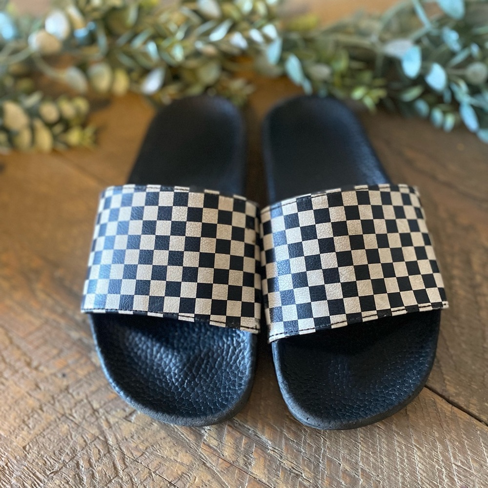 Vans slides